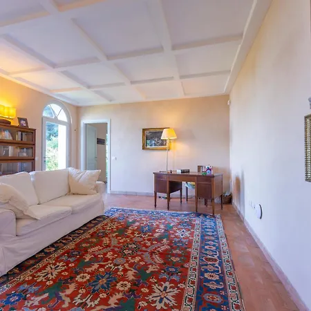 Villa Paradis Relais Infinity Pool Lake View