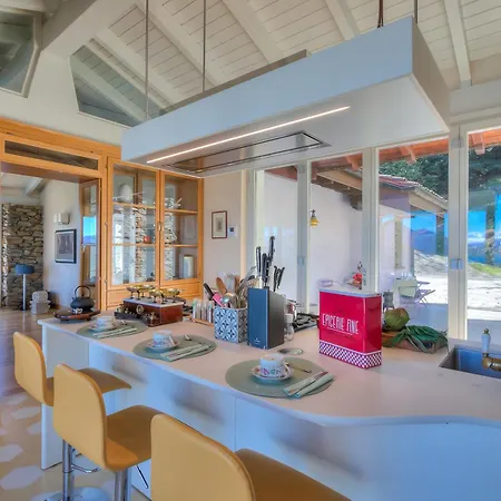 Paradis Relais Infinity Pool Lake View Βίλα