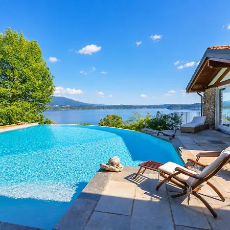 Villa Paradis Relais Infinity Pool View