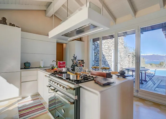 Vila Paradis Relais Infinity Pool View